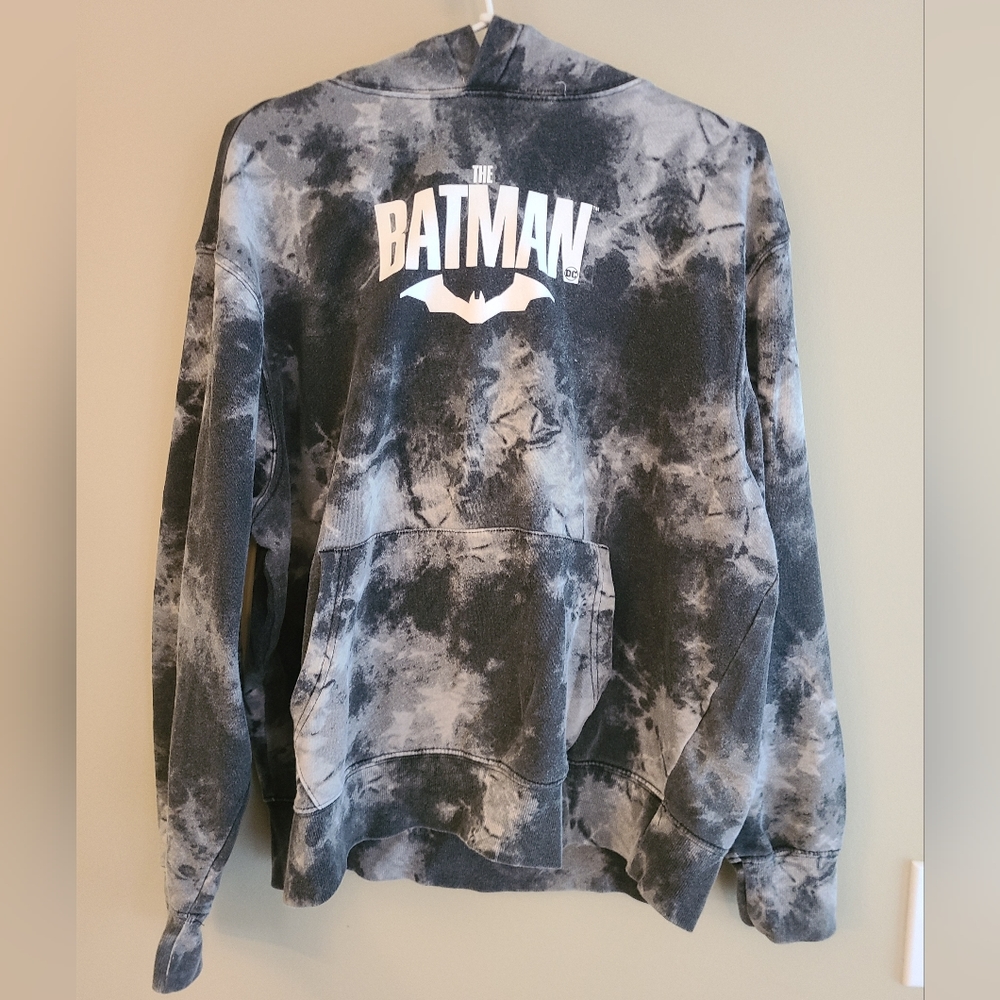 BATMAN Hoodie. Medium. Fits like Med-Large.